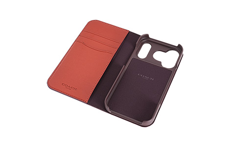 iPhone 17 Prop COACHiRjubN^CvP[X^SIGNATURE Brown