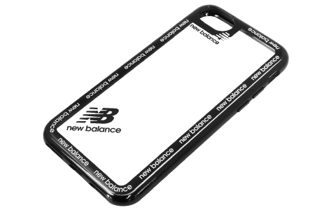 au限定】iPhone SE（第3世代）用 New Balance ラウンドロゴ