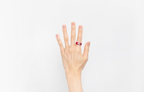 �yau����zSmart Recovery Ring�^INFOBAR�R���{���f��