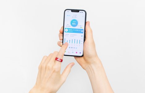 �yau����zSmart Recovery Ring�^INFOBAR�R���{���f��